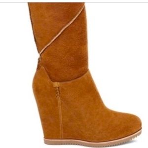 OTK Mondri UGG Boots, Size 5